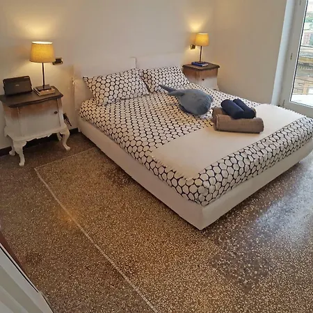 Bigfamilyflats - San Giovanni Basilica Apartment *